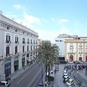 Appartement Palazzo Moncada 2
