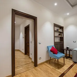Apartment 900
