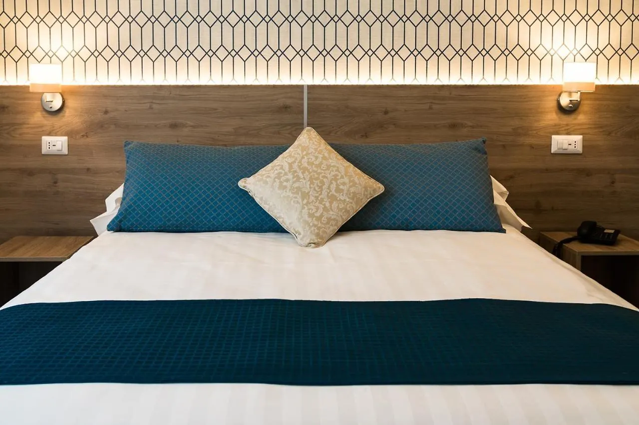 Hotel Pacific Roma 3*,  Italia