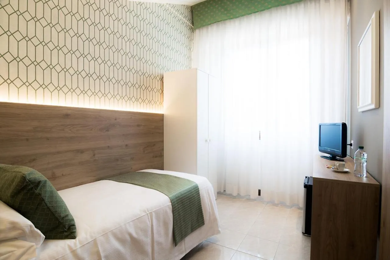 Hotel Pacific Roma 3*,  Italia